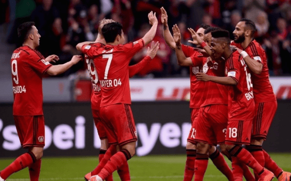 九游体育包含足总杯赛程吃紧;勒沃库森赛前战术微调;引发热议;更衣室氛围转暖的词条